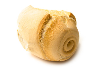 Pane al latte isolato su fondo bianco