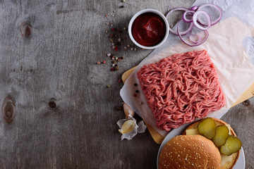 Raw minced pork for burger