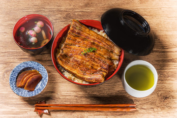 国産うなぎのかばやき　Luxury of Japan production eel
