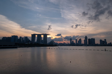 Fototapeta na wymiar Marina Bay View of Singapore city landmark. Hotel, cityscape in summer