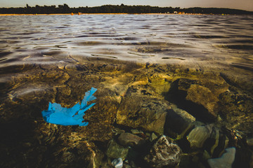 plastic in the sea, marine pollution