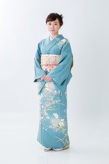 着物姿の女性
