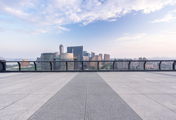 Fototapeta na wymiar panoramic city skyline with empty square
