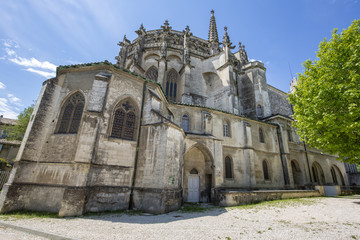 Fototapeta premium Der Dom Saint Vincent in Viviers, Frankreich