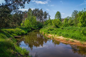 Rzeka Grabia w centralnej Polsce.