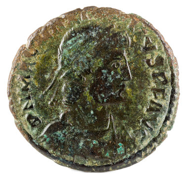 Ancient Roman copper coin of Emperor Magnus Maximus. Obverse.