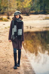 young girl posing outdoor