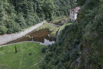 zapora wodna © amadeusz
