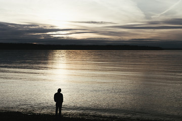 Fototapeta premium Man by the Water