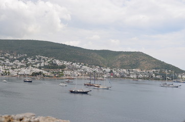 Fototapeta premium bodrum city panorama landscape boat