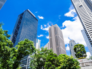 ビルの谷間の都市風景　新宿副都心