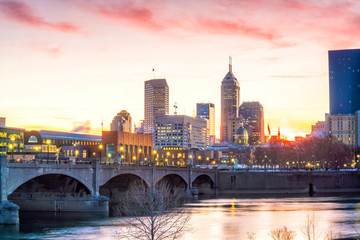 Fototapeta na wymiar Downtown Indianapolis skyline at twilight
