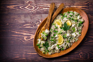 Salad of crushed cereals