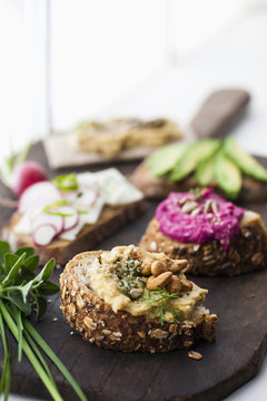Vegetarian and Vegan Sandwiches