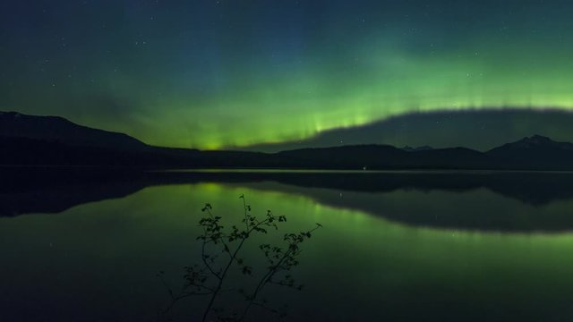 Aurora Borealis Over Glacier National Park Lake Time-Lapse