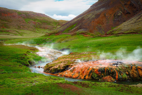 Boiling mud pool in the hverastrond sulphur springs near lake myvatn, iceland