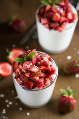 Natural yoghurt with fresh strawberries