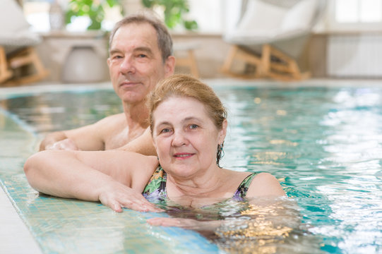 Hapy elderly people in the pool