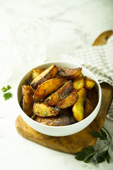 Baked potato wedges with spices