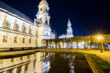 Fototapeta na wymiar night panorama of the old city of Dresden