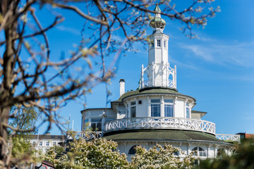 Obraz premium white building under bright blue sky in Copenhagen, Denmark