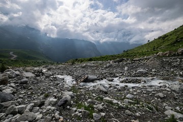 Karasu Gorge, Ushtulu