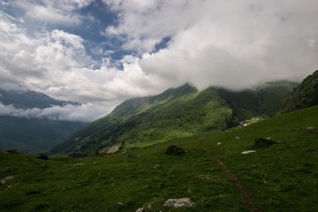 Karasu Gorge, Ushtulu