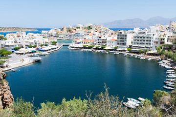 Fototapeta na wymiar Voulismeni Lake in Agios Nikolaos