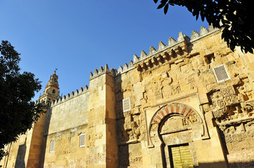 Obraz premium Door of the famous Mosque (Mezquita de Cordoba) now catholic Cathedral, UNESCO World Heritage and one of the most visited monuments of Andalusia and Spain.