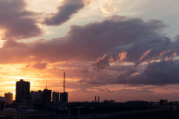 Fototapeta premium twilight sky , sunset sky over the city