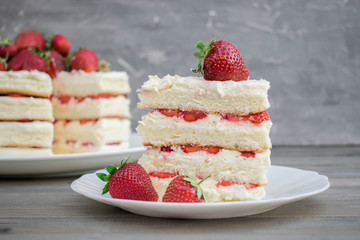 naked fruit cake homemade rustic wedding colorful red