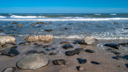 Oceanic seashore and sandy beach seascape