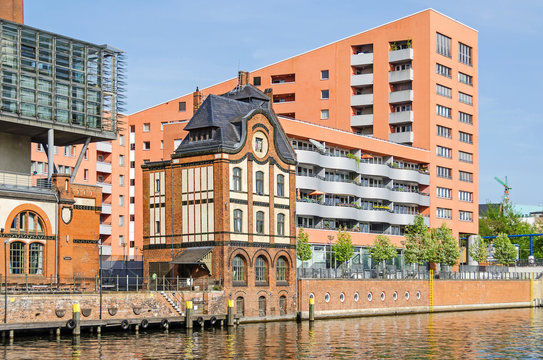 Radialsystem V with its building of the machine hall on the banks of the river Spree in Berlin