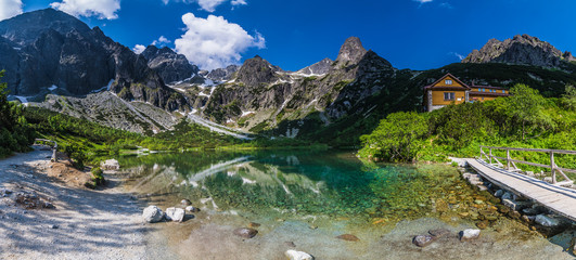 Obraz premium Dolina Kežmarskej Bielej vody, Kezmarska Valley, View on Lomnica