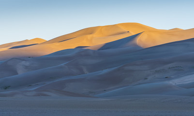 Fototapeta na wymiar Great sand dune national park at sunrise,Colorado,usa.