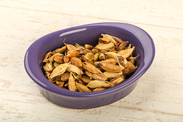 Dry cardamom seeds