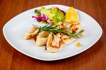 Delicious roated squids