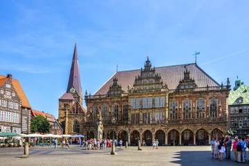 Bremen, Rathaus, Liebfrauenkirche  - obrazy, fototapety, plakaty