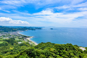 Obraz premium 鋸山からの眺め Fresh green of the mountain