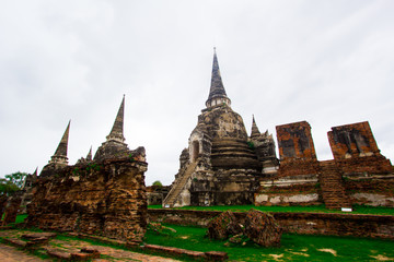 Fototapeta premium AYUTTHAYA, THAILAND - 10 June 2018 - The ruins of the old temple in Ayutthaya historical park, Ayutthaya, Thailand.