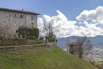 Fototapeta na wymiar Castello di Vigolo