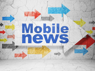 Obraz premium News concept: arrow with Mobile News on grunge textured concrete wall background, 3D rendering