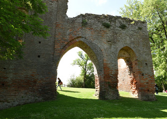 Ruines du Château du Castelat St Sulpice La Pointe Tarn
