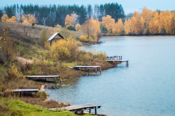 Fototapeta na wymiar Autumn time.Features of fishing on the lake.