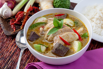 Green Curry Chicken Thai Cuisine