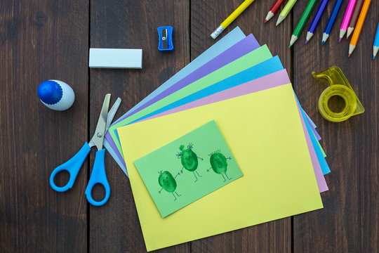 Materiales de papeler&iacute;a para manualidades