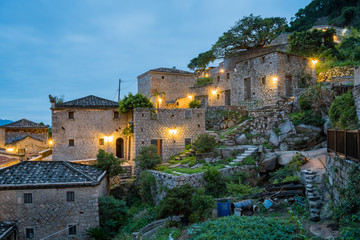 Fototapeta na wymiar Night view of the historical Qinbi Village