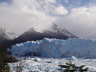 Fototapeta na wymiar Glacier Perito Moreno, El Calafate, Santa Cruz, Patagonia/ Nahaufnahme des Gletschers Perito Moreno, Patagonien