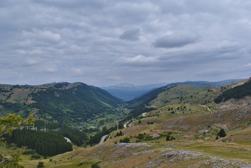 Fototapeta na wymiar Paesaggio monti della laga Parco Nazionale del Gran Sasso