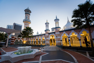 Masjid Negara mosque Kuala Lumpur © sitriel